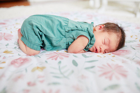 Baby Kollyns: Lifestyle At Home Newborn Session in Parma