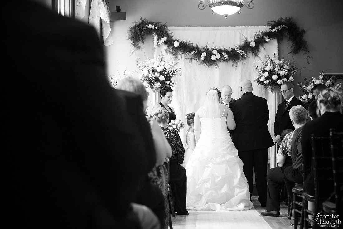 Jill and Tom: Spring Wedding at Steele Mansion in Cleveland, Ohio