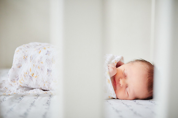 Baby Betty: Lifestyle Newborn Session in North Royalton