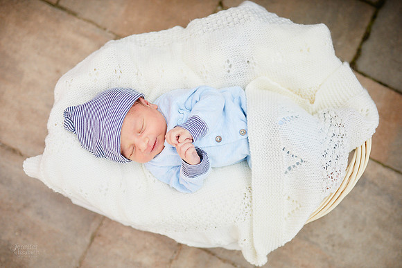 Baby Niam: Newborn and Family Session in Beachwood