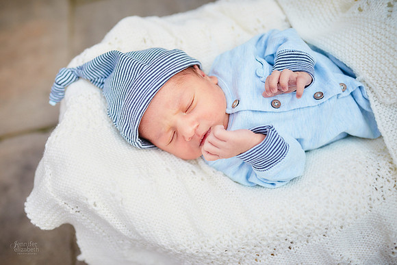 Baby Niam: Newborn and Family Session in Beachwood