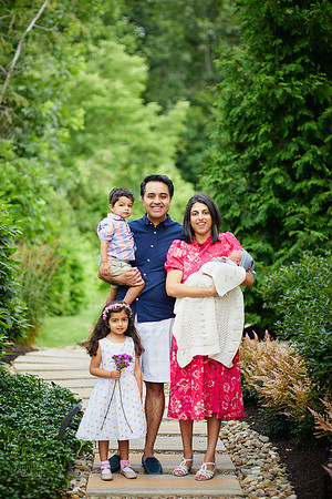 Baby Niam: Newborn and Family Session in Beachwood