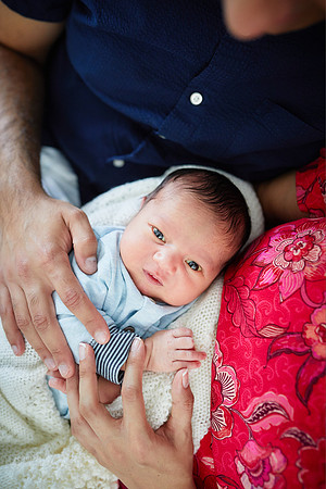 Baby Niam: Newborn and Family Session in Beachwood