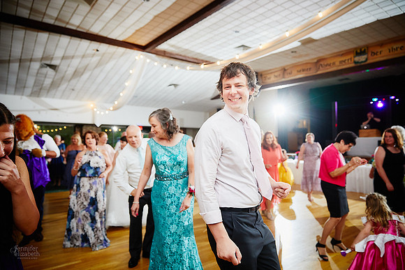 Katherine & Nathan: Wedding at Donauschwaben's German-American Cultural Center in Olmsted Falls
