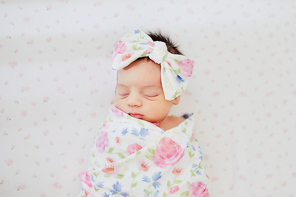 Baby Kollyns: Lifestyle At Home Newborn Session in Parma