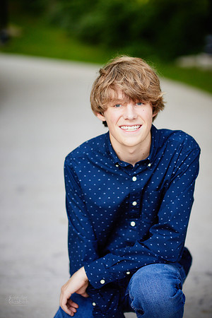 Adam: Senior Session at Franklin Mills Riveredge Park in Kent