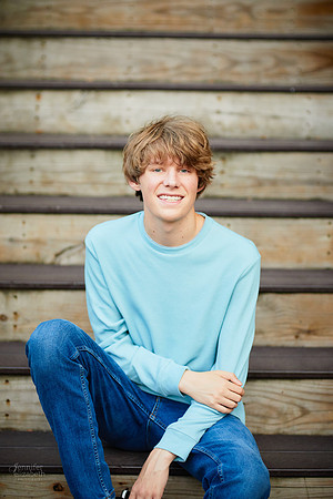Adam: Senior Session at Franklin Mills Riveredge Park in Kent