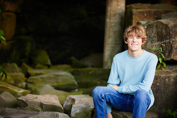 Adam: Senior Session at Franklin Mills Riveredge Park in Kent