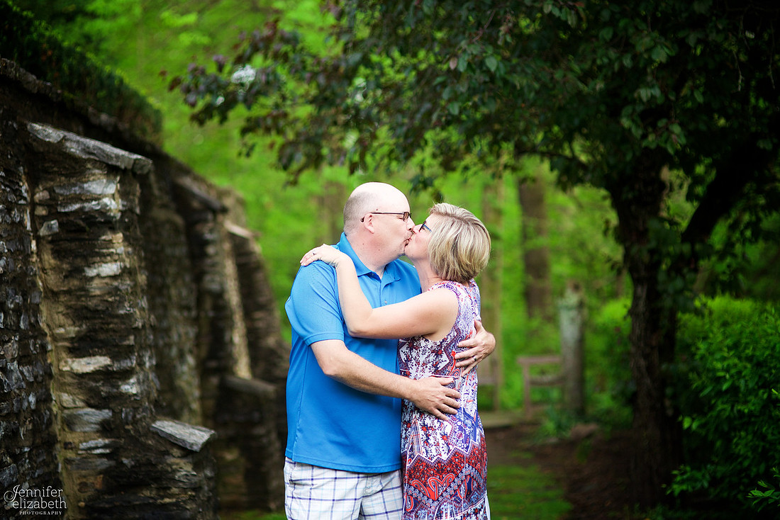 Carah and Jevon: Portrait Session in Bexley, Ohio