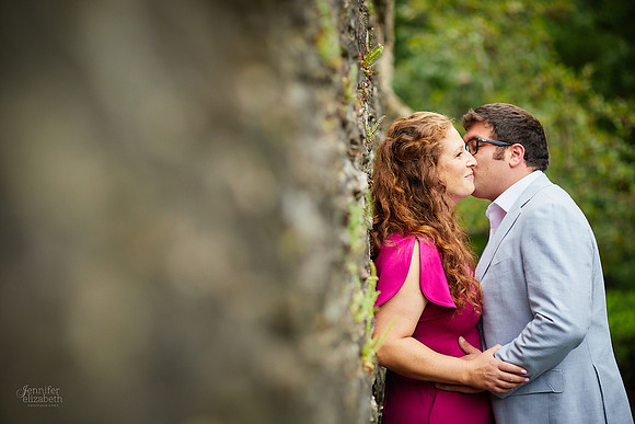 Alicia & Ben: Engagement Session at Jeffrey Park in Bexley