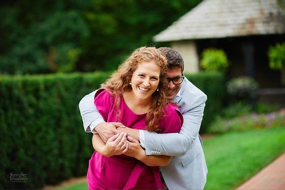 Alicia & Ben: Engagement Session at Jeffrey Park in Bexley