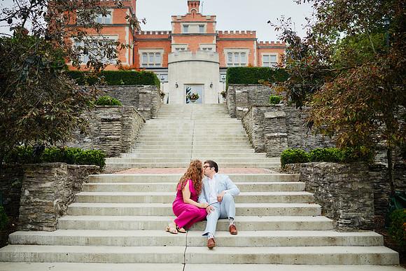 Alicia & Ben: Engagement Session at Jeffrey Park in Bexley