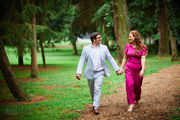 Alicia & Ben: Engagement Session at Jeffrey Park in Bexley