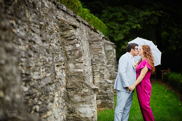 Alicia & Ben: Engagement Session at Jeffrey Park in Bexley