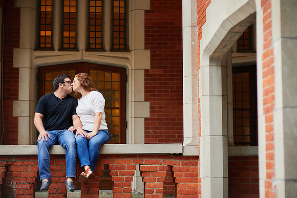 Alicia & Ben: Engagement Session at Jeffrey Park in Bexley