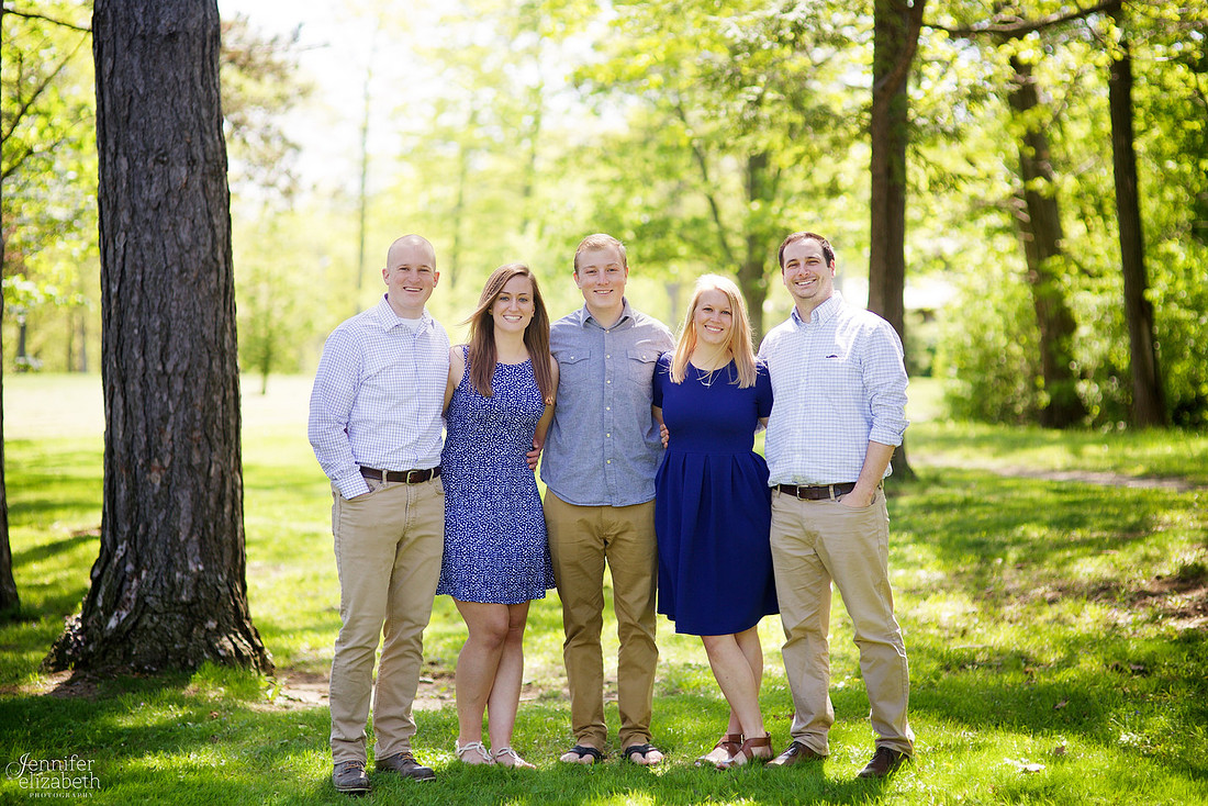 The D Family Portrait Session at Horseshoe Lake in Shaker Heights, Ohio