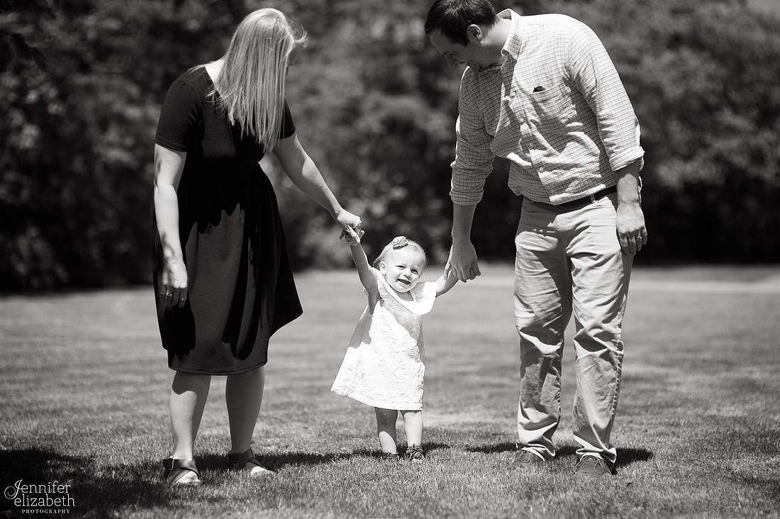 The D Family Portrait Session at Horseshoe Lake in Shaker Heights, Ohio
