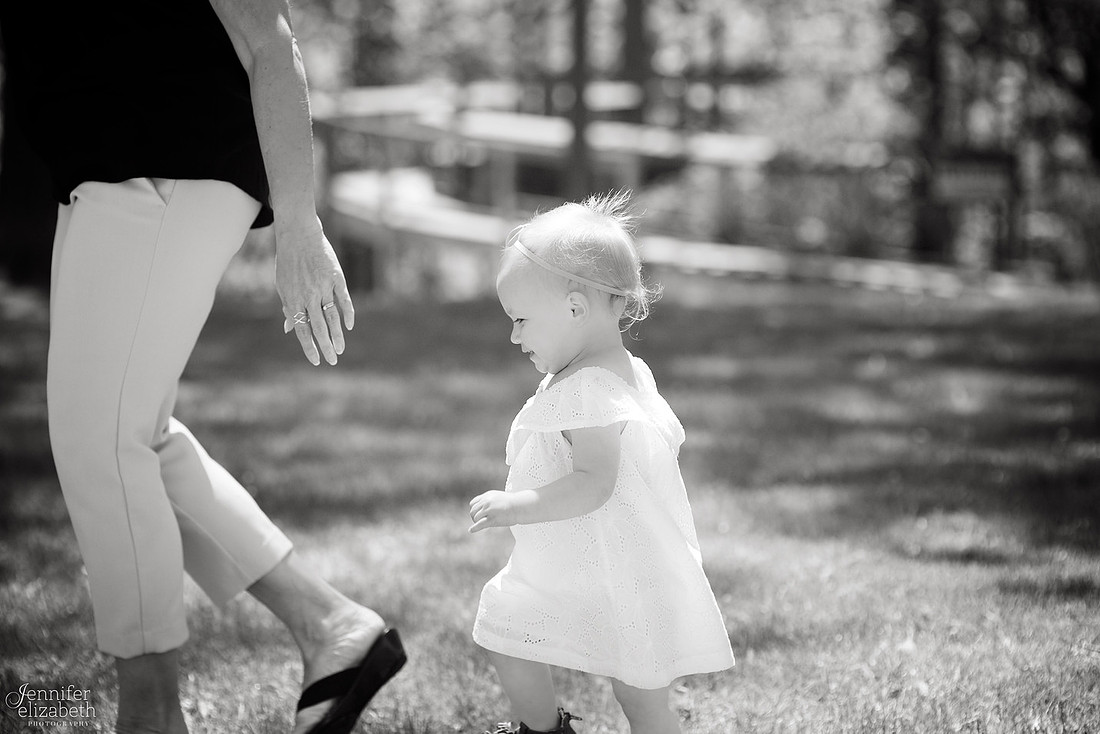 The D Family Portrait Session at Horseshoe Lake in Shaker Heights, Ohio