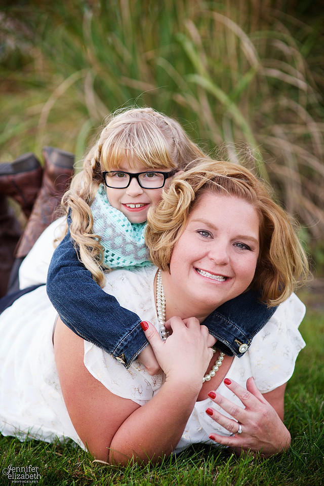The D & S Families: Portrait Session at Everal Barn in Westerville