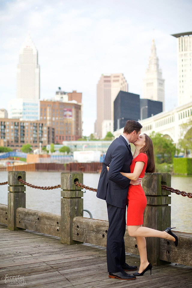 Aleks & Ben: Portrait Session in Downtown Cleveland