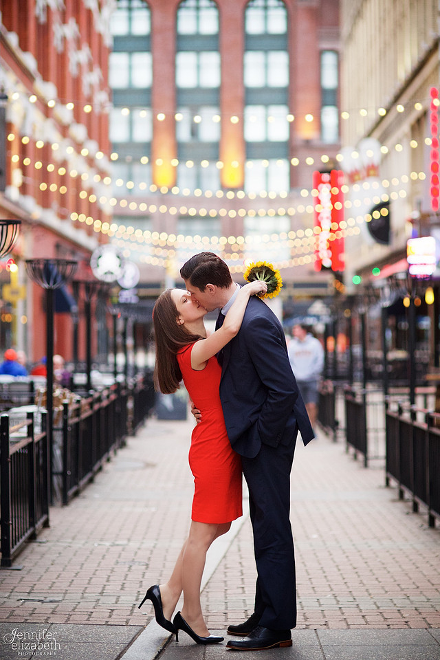 Aleks & Ben: Portrait Session in Downtown Cleveland