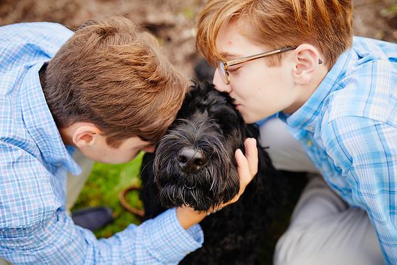 The I Family: Portrait Session at Signature of Solon near Cleveland