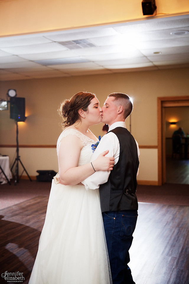 Christy & Casey: Wedding in Ravenna and Mantua, Ohio