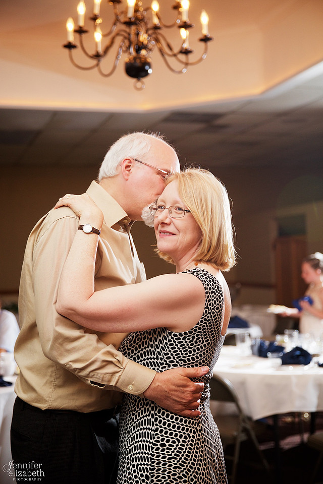 Christy & Casey: Wedding in Ravenna and Mantua, Ohio