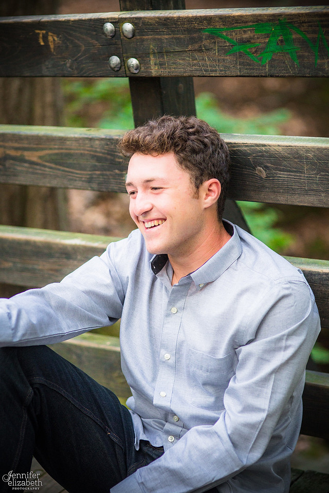 Senior Portrait Session at Squaw Rock in Chagrin Falls, Ohio