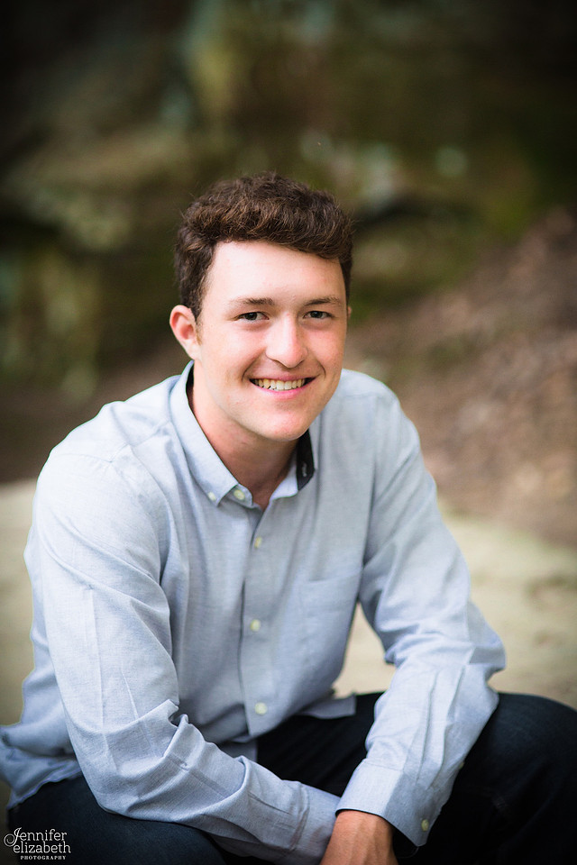 Senior Portrait Session at Squaw Rock in Chagrin Falls, Ohio