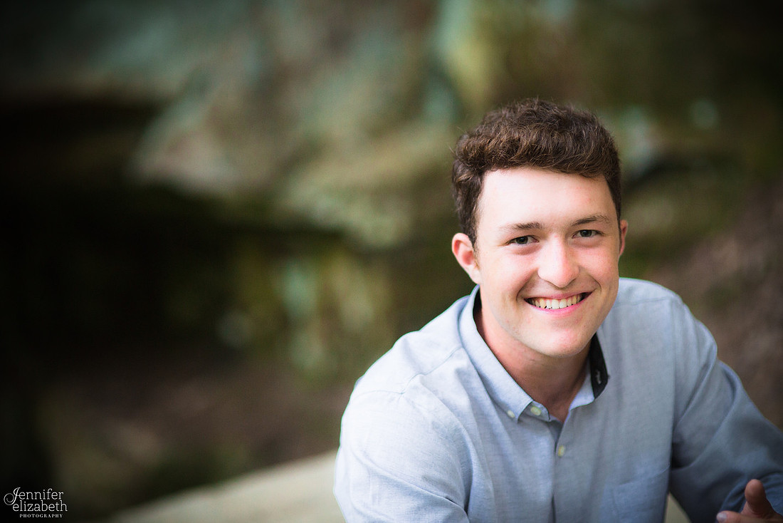 Senior Portrait Session at Squaw Rock in Chagrin Falls, Ohio