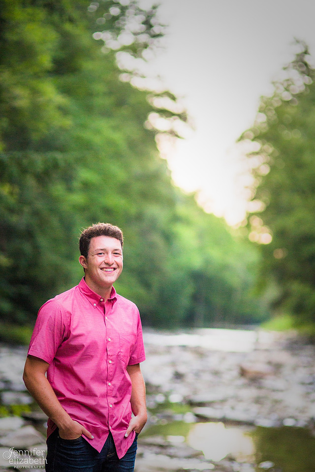 Senior Portrait Session at Squaw Rock in Chagrin Falls, Ohio