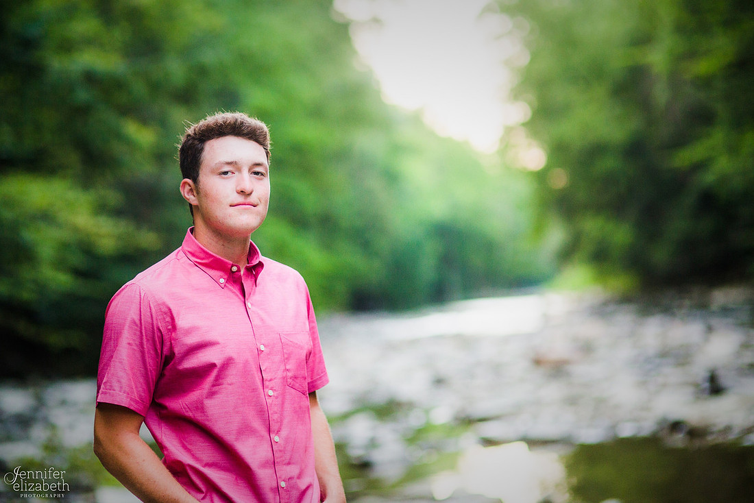 Senior Portrait Session at Squaw Rock in Chagrin Falls, Ohio