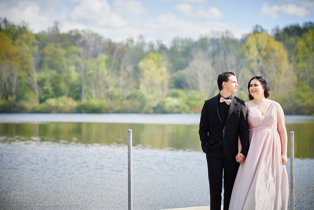 Kierstin & Gage: Prom Portrait Session at Hudson Springs Park