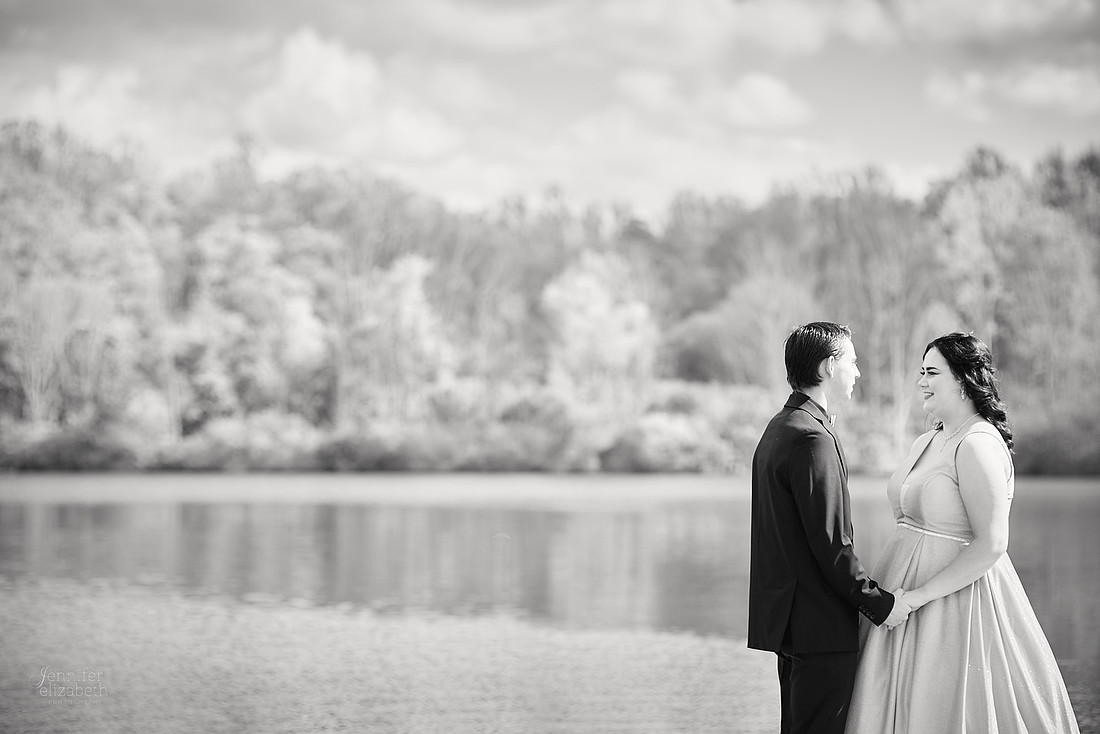 Kierstin & Gage: Prom Portrait Session at Hudson Springs Park