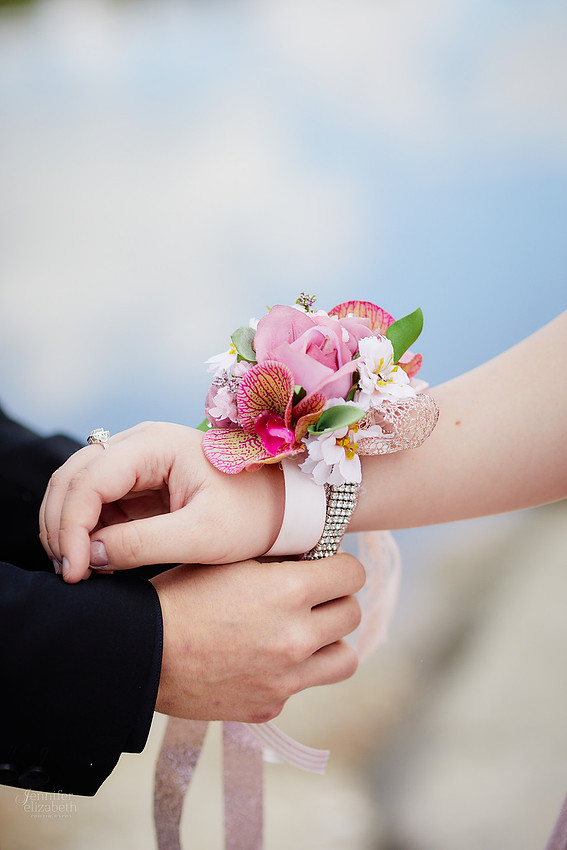 Kierstin & Gage: Prom Portrait Session at Hudson Springs Park