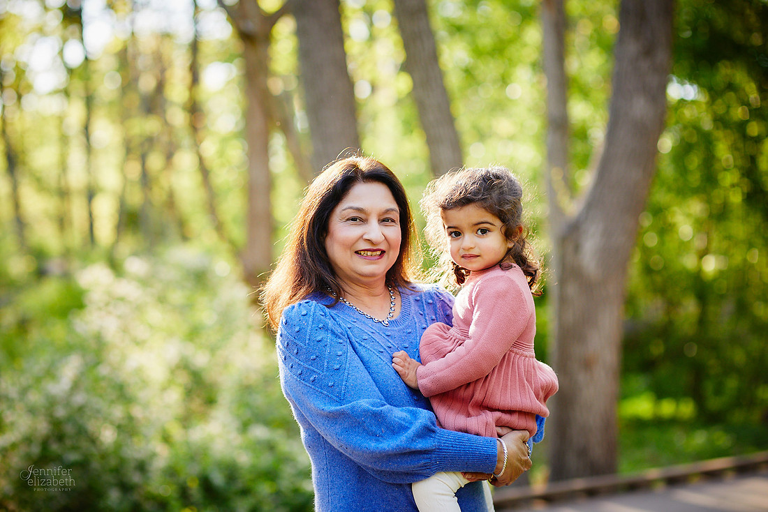 The S Family: Portrait Session at Horseshoe Lake Park in Shaker Heights