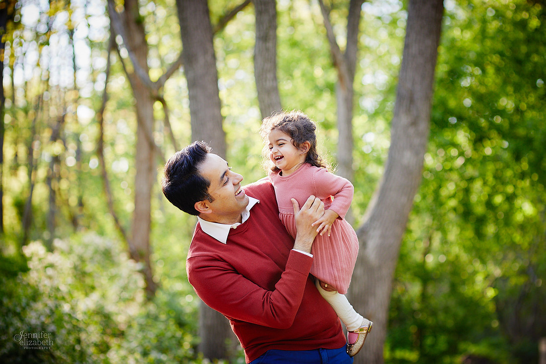 The S Family: Portrait Session at Horseshoe Lake Park in Shaker Heights