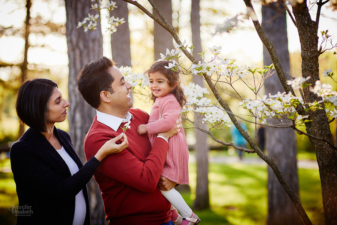 The S Family: Portrait Session at Horseshoe Lake Park in Shaker Heights