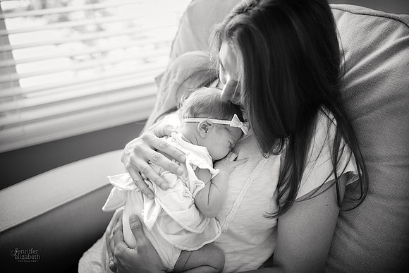 Baby Peyton: Lifestyle Newborn Session in Chagrin Falls, Ohio