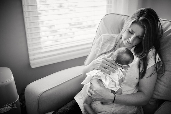 Baby Peyton: Lifestyle Newborn Session in Chagrin Falls, Ohio