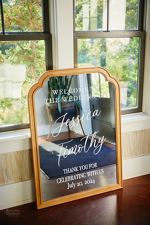 Jessica & Tim: Wedding at Orchid House Winery in Aurora, Ohio