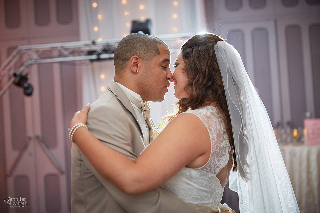 Alexis & Jason: Landerhaven Wedding in Cleveland, Ohio