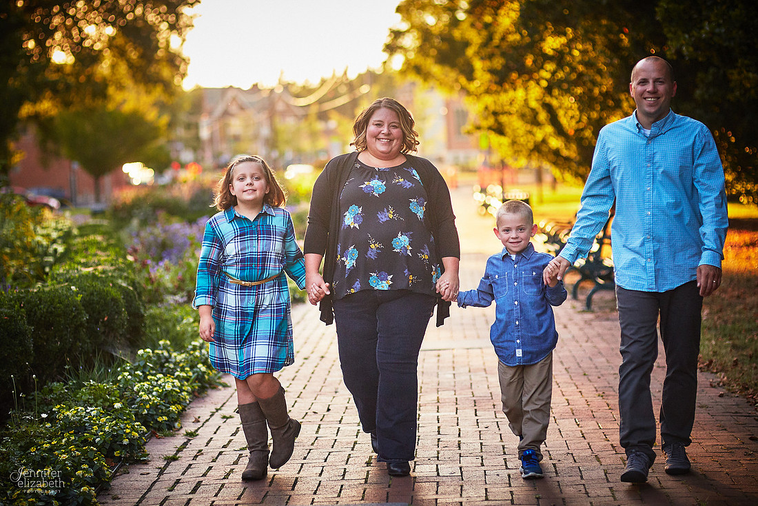 The D Family: Portrait Session at Schiller Park