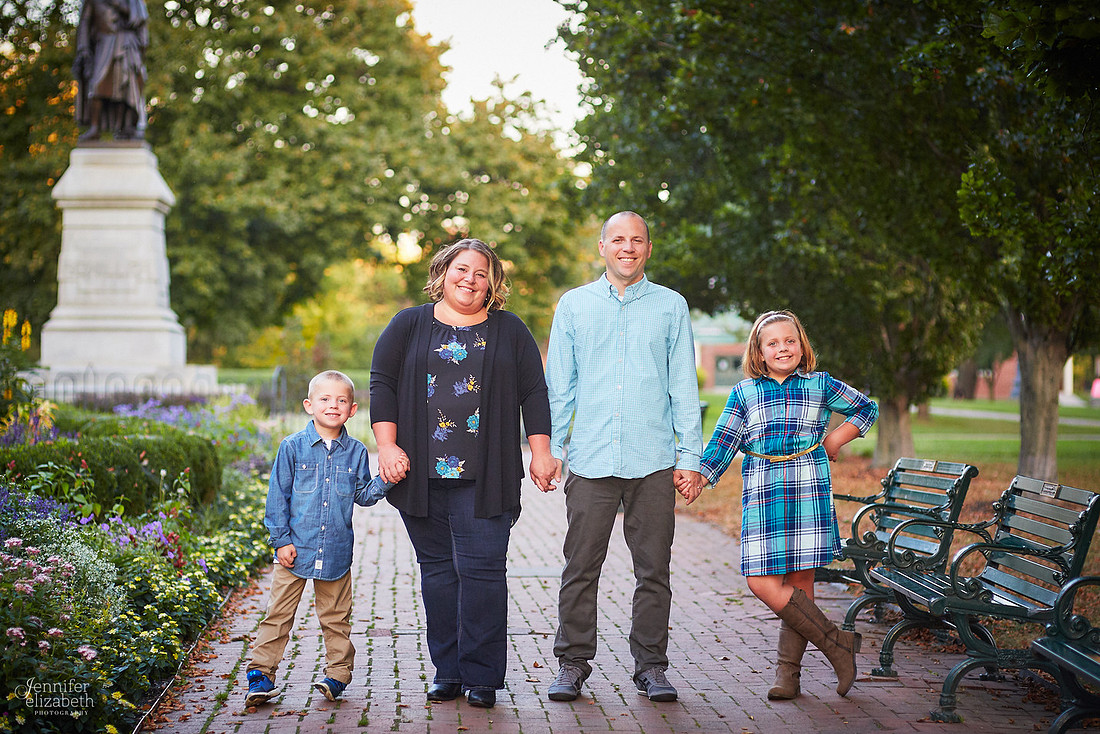 The D Family: Portrait Session at Schiller Park