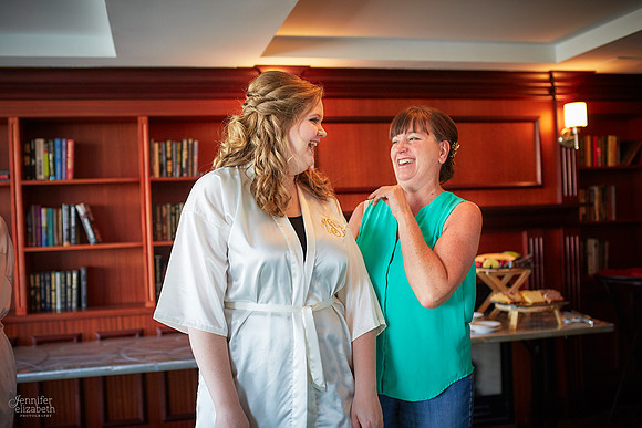 Melissa & Charles: Cincinnati Marriott Rivercenter Wedding