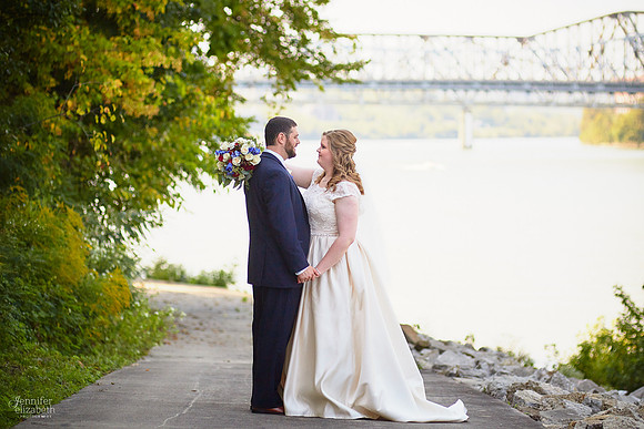 Melissa & Charles: Cincinnati Marriott Rivercenter Wedding
