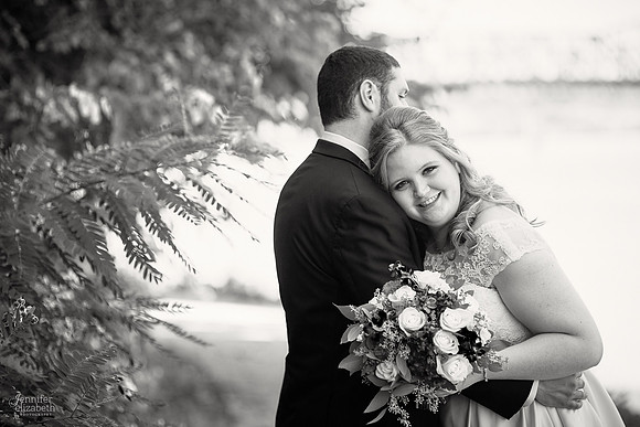 Melissa & Charles: Cincinnati Marriott Rivercenter Wedding