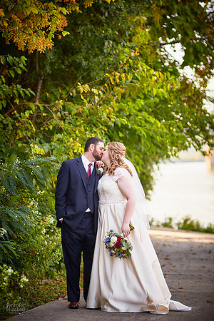 Melissa & Charles: Cincinnati Marriott Rivercenter Wedding