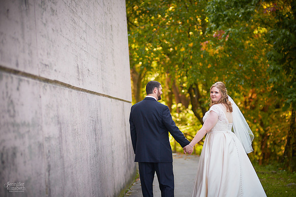 Melissa & Charles: Cincinnati Marriott Rivercenter Wedding